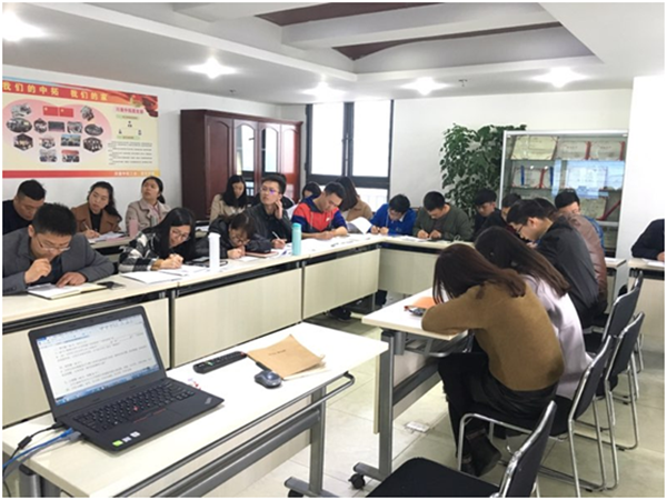 ǿרҵСרǿ󡱹롪AGʱ;¶ѧϰ