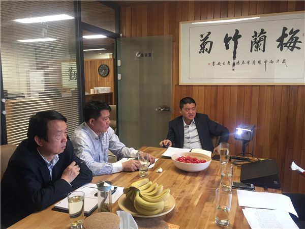 ʵ ӿ췢չ Ԭʾ³һи